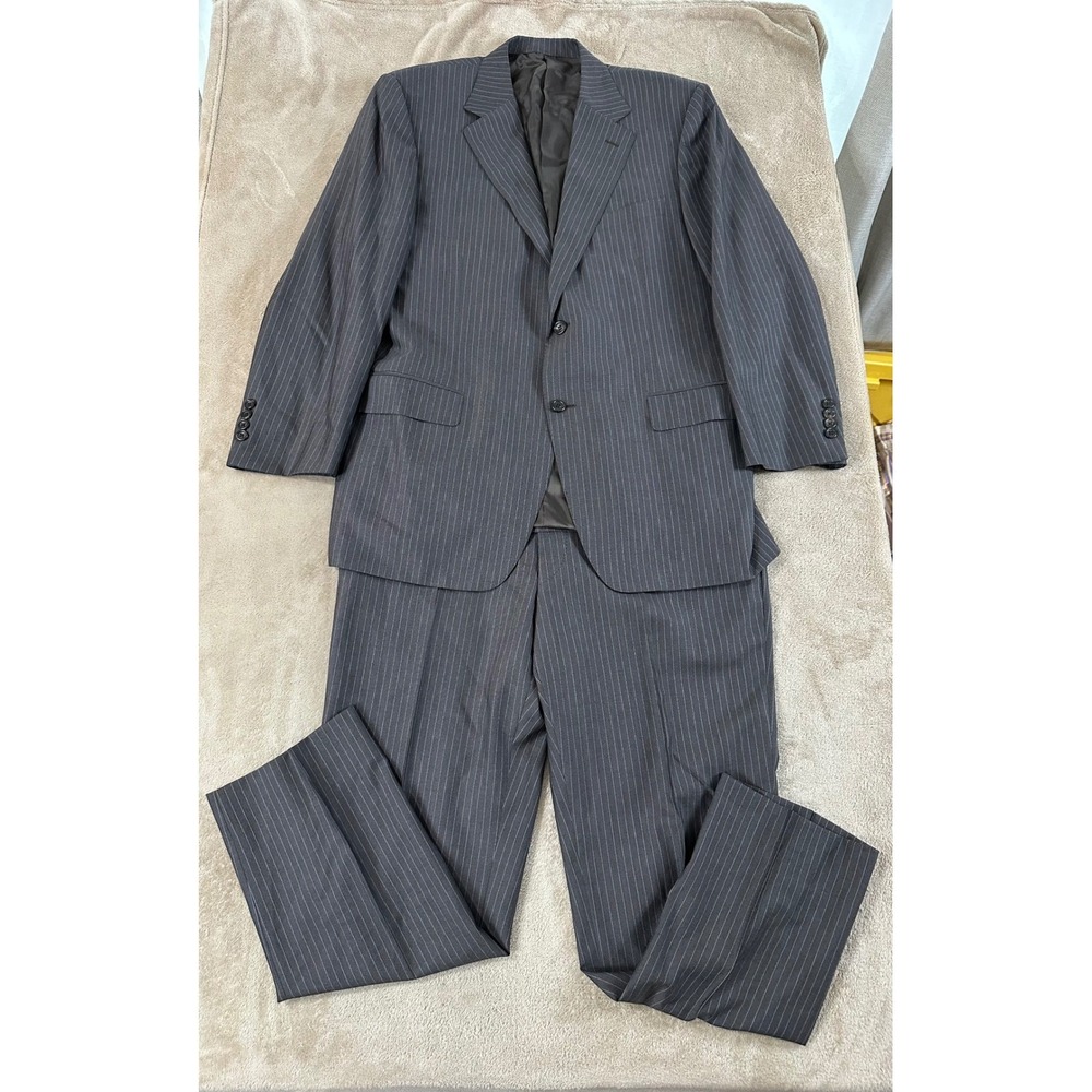 Canali Wool Suit Mens Size 44R 38W Grey Pinstripe Two Button Suit Italian Wool